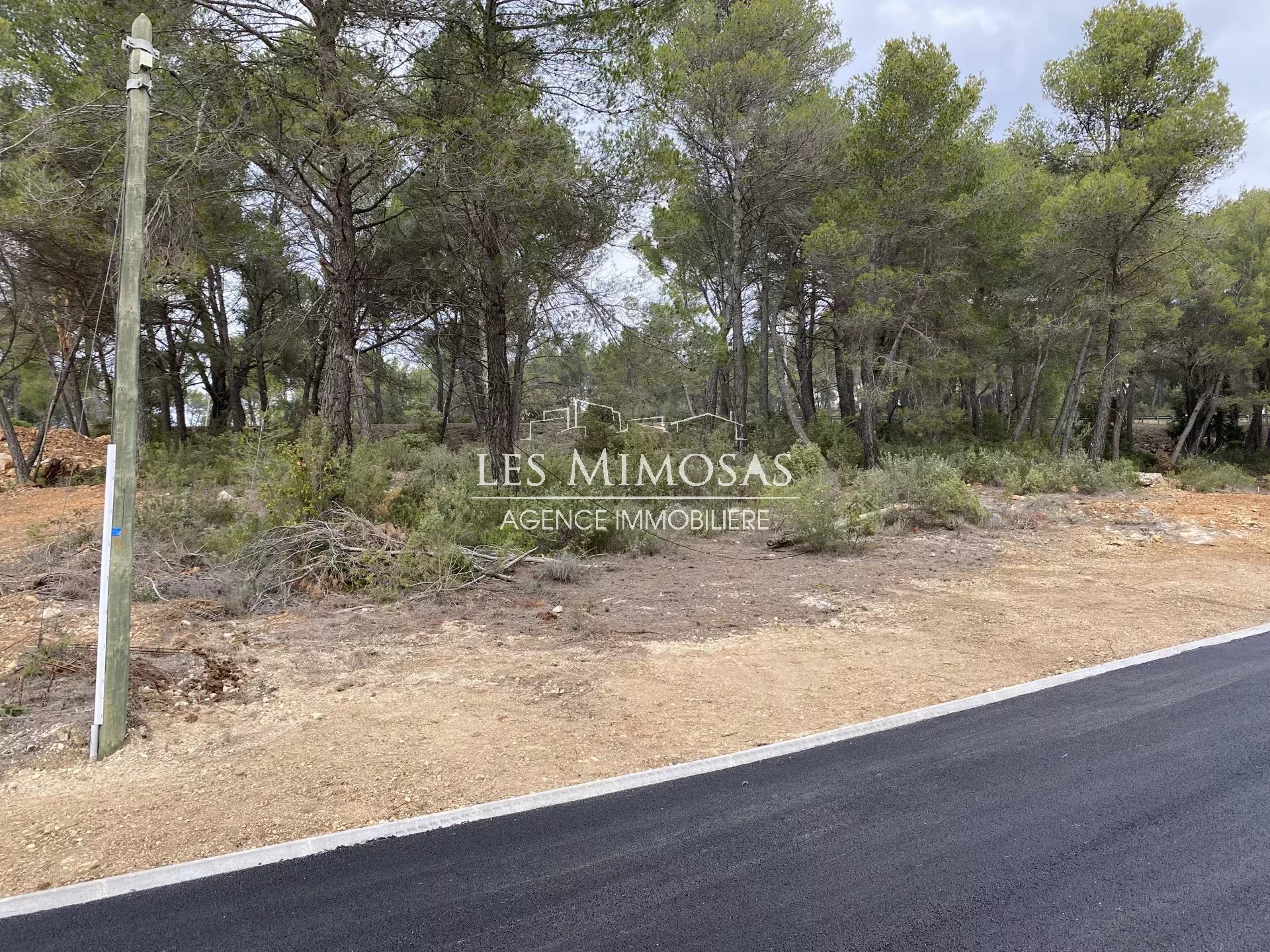 SALERNES, Terrains à bâtir viabilisés dans lotissement