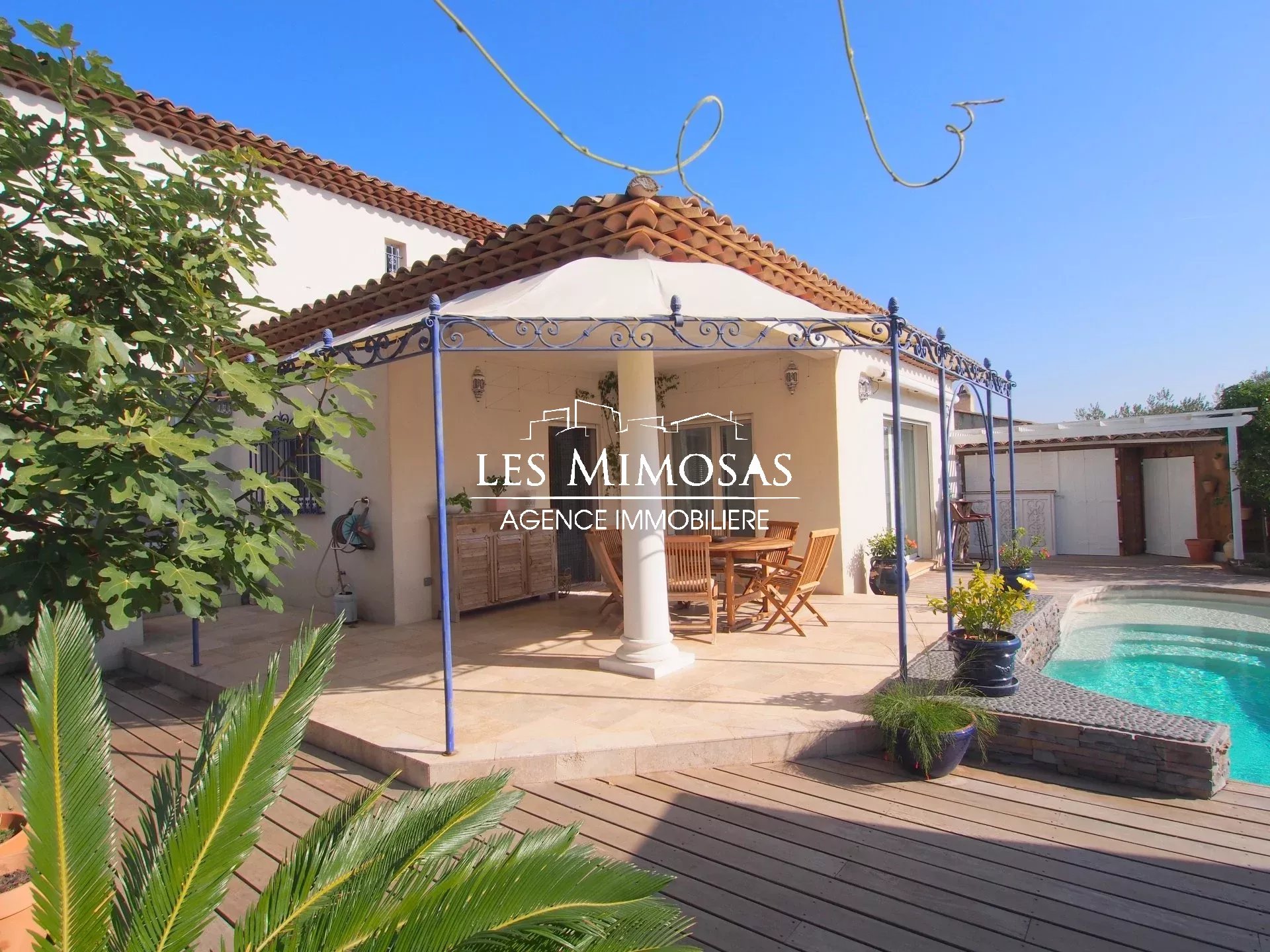 FREJUS, Villa 5 pièces de 150m² avec piscine