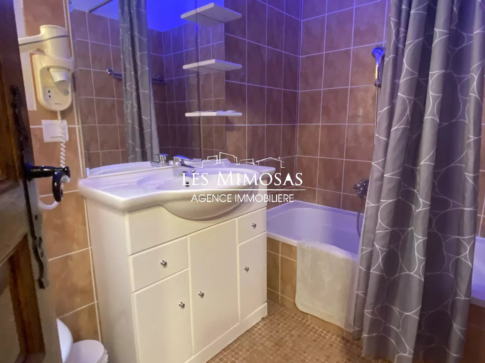 Vente Maison de 288m²  à Roquebrune-sur-Argens