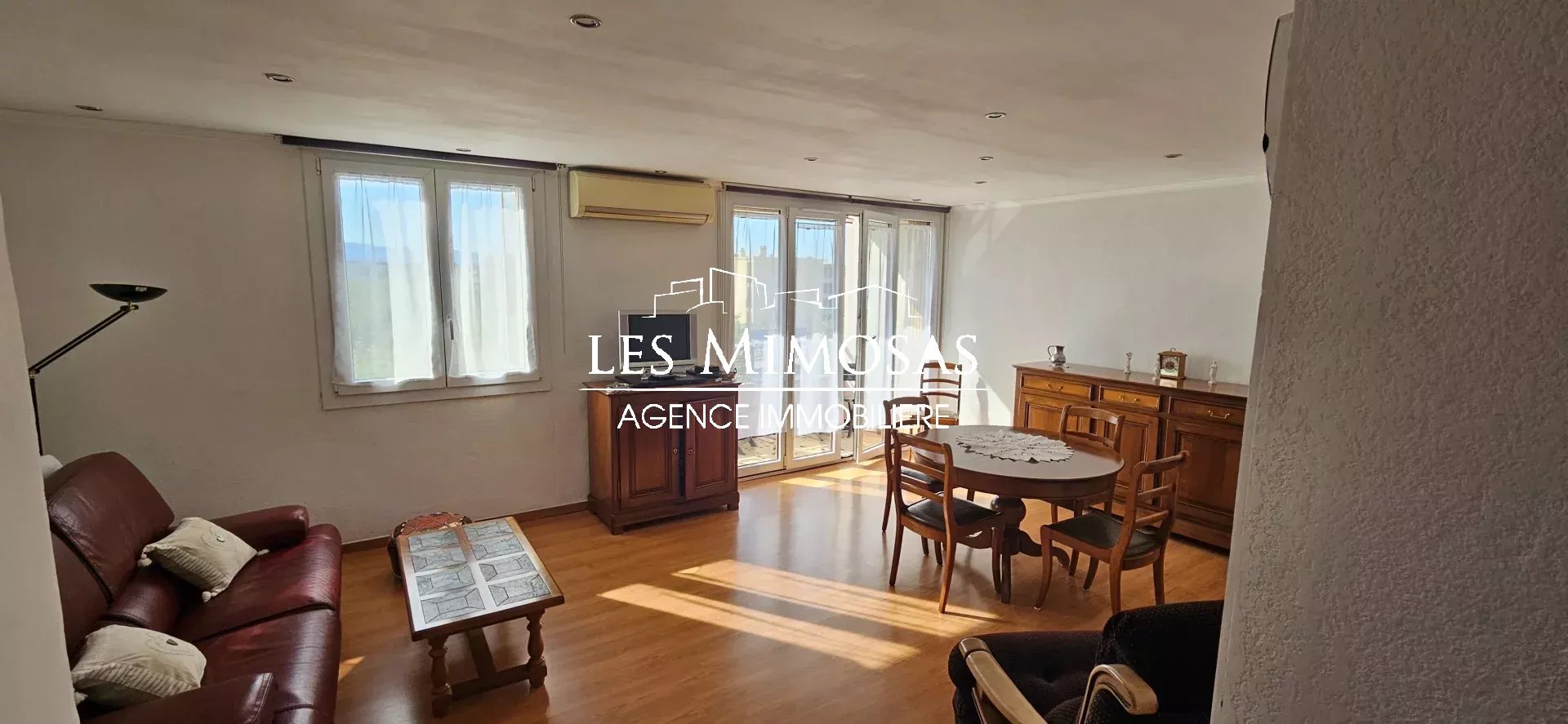 Vente Appartement de 61.01m²  à Saint-Raphaël