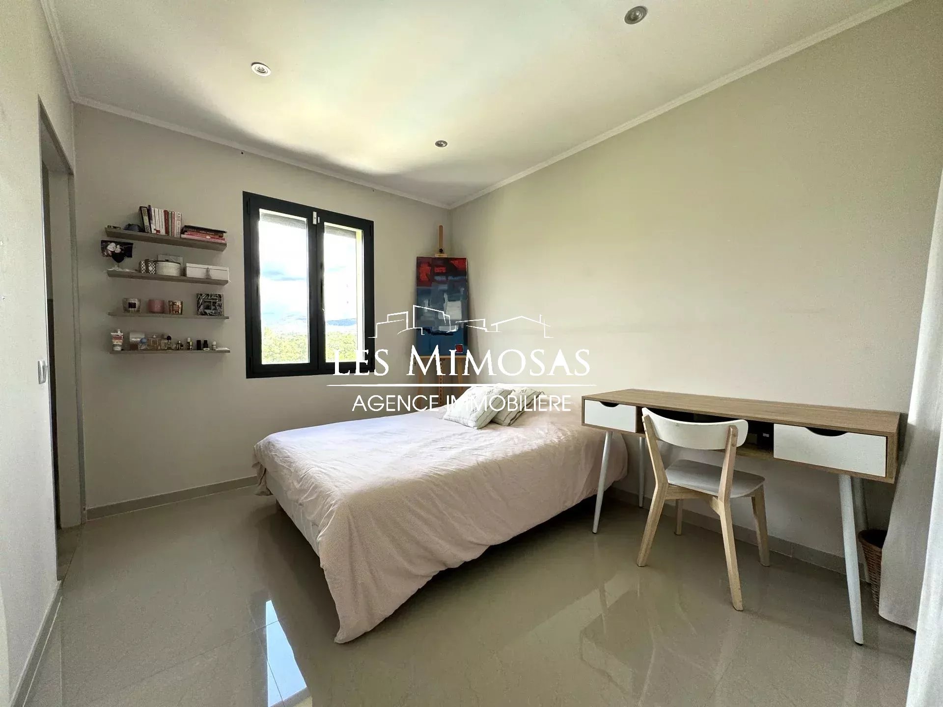 Vente Maison de 160m²  à Fréjus
