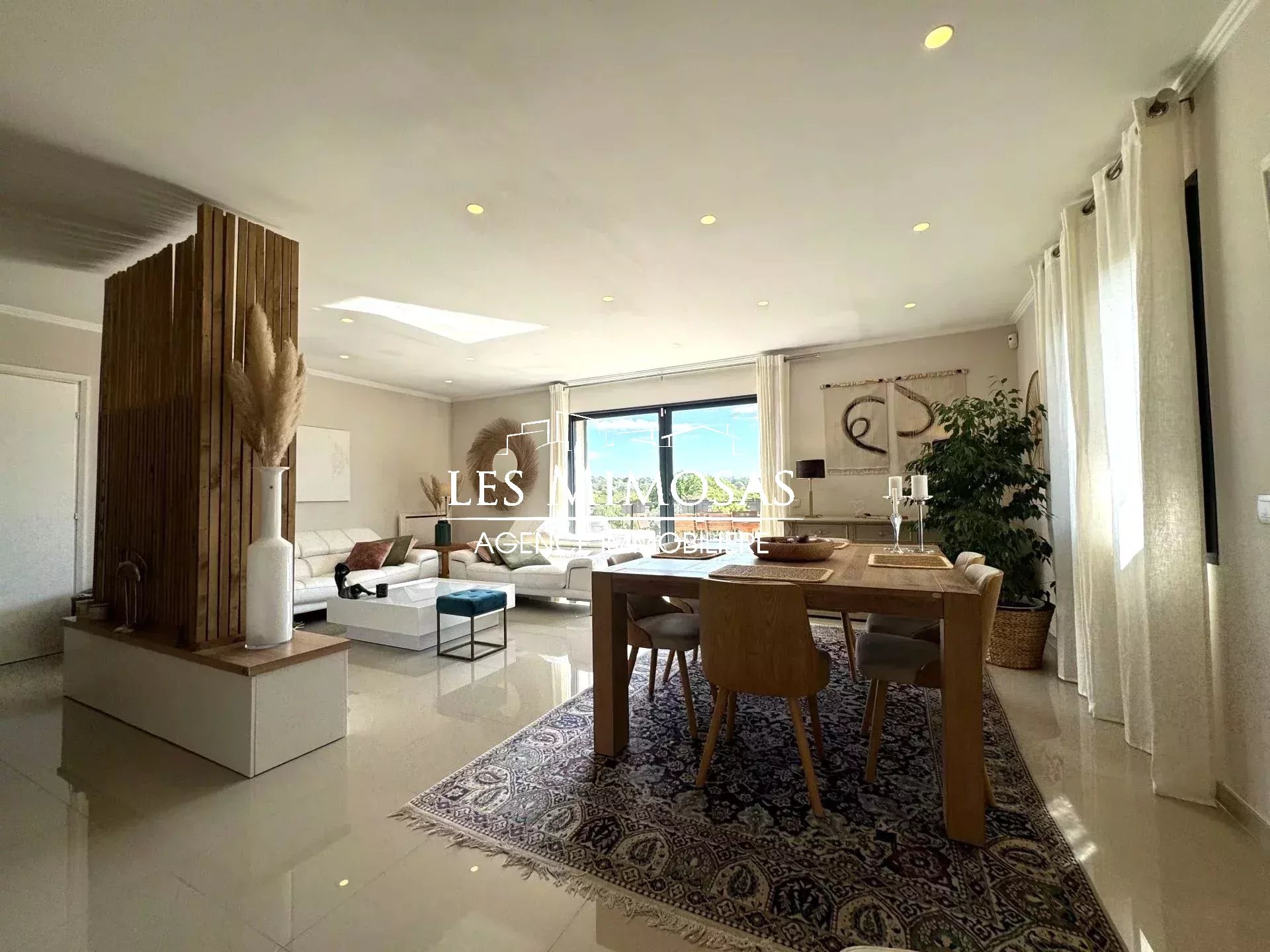 Vente Maison de 160m²  à Fréjus
