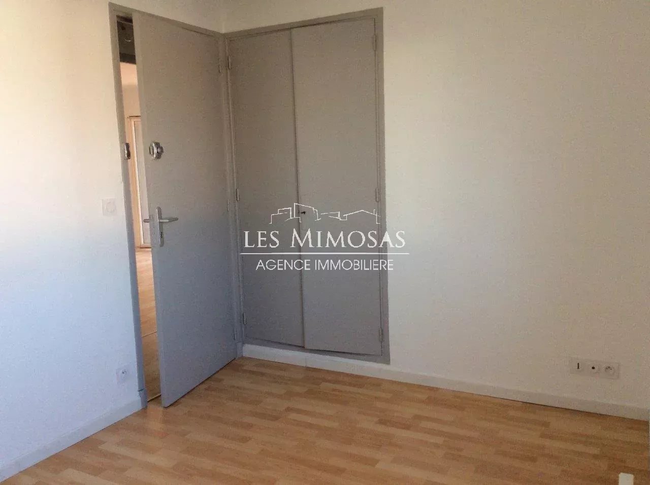 Vente Appartement de 54m²  à Fréjus