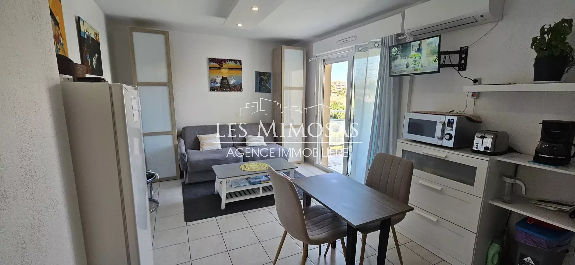 FREJUS, Studio de 21m² avec parking