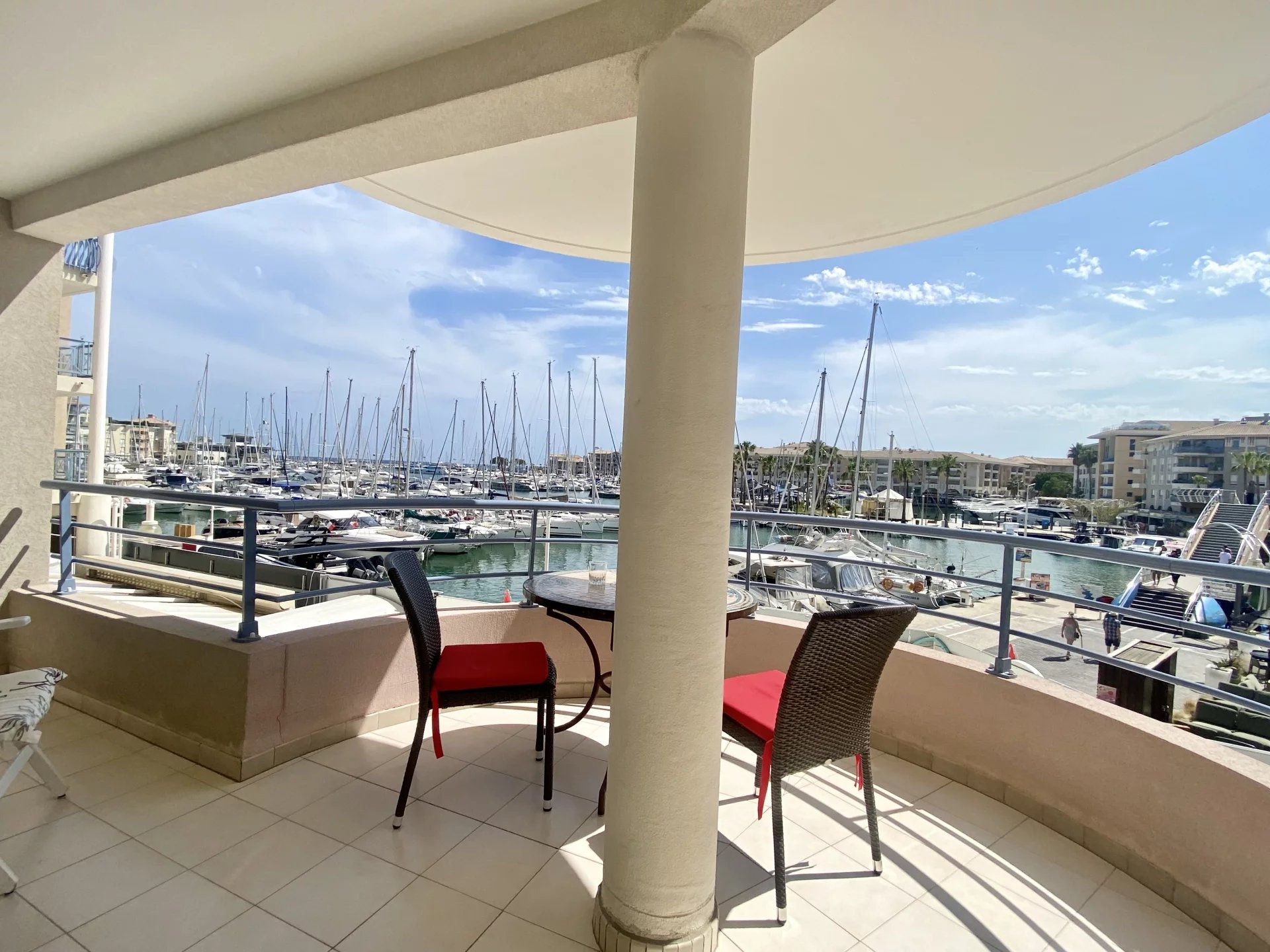 Vente Appartement de 55.01m²  à Fréjus