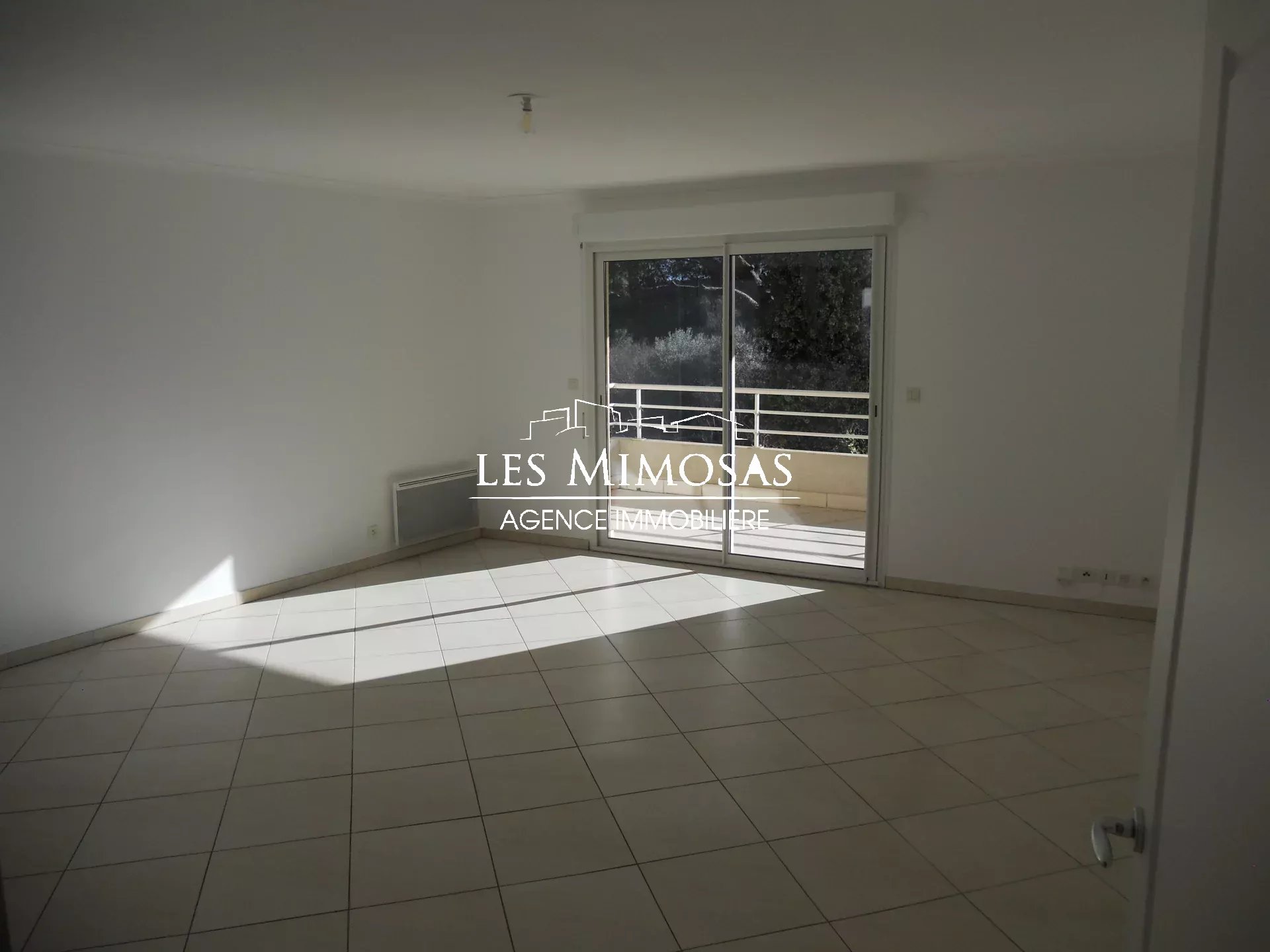 Vente Appartement de 69.02m²  à Fréjus