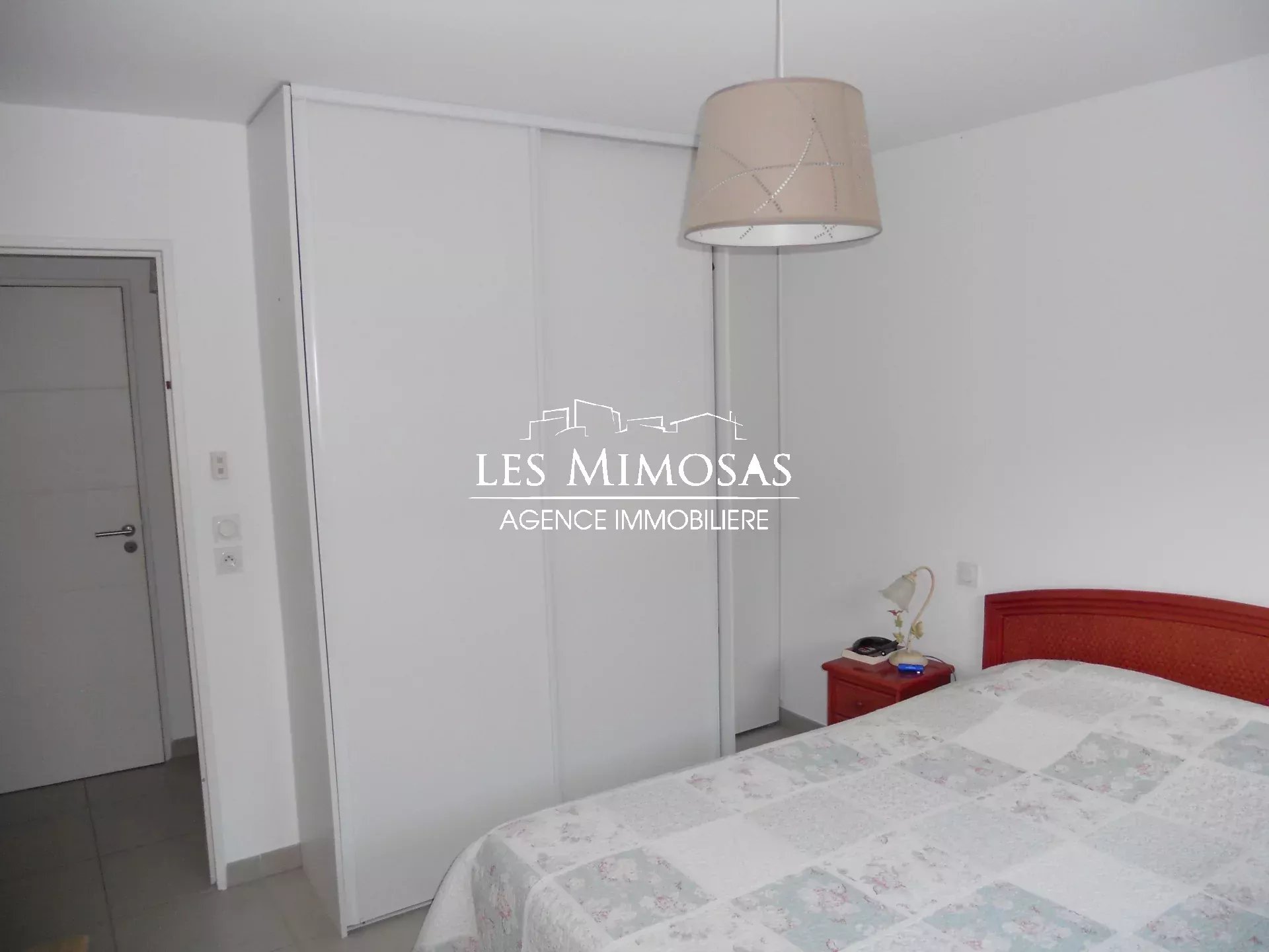 ST-RAPHAEL – centre-ville, 2 pièces récent de 47m² avec garage