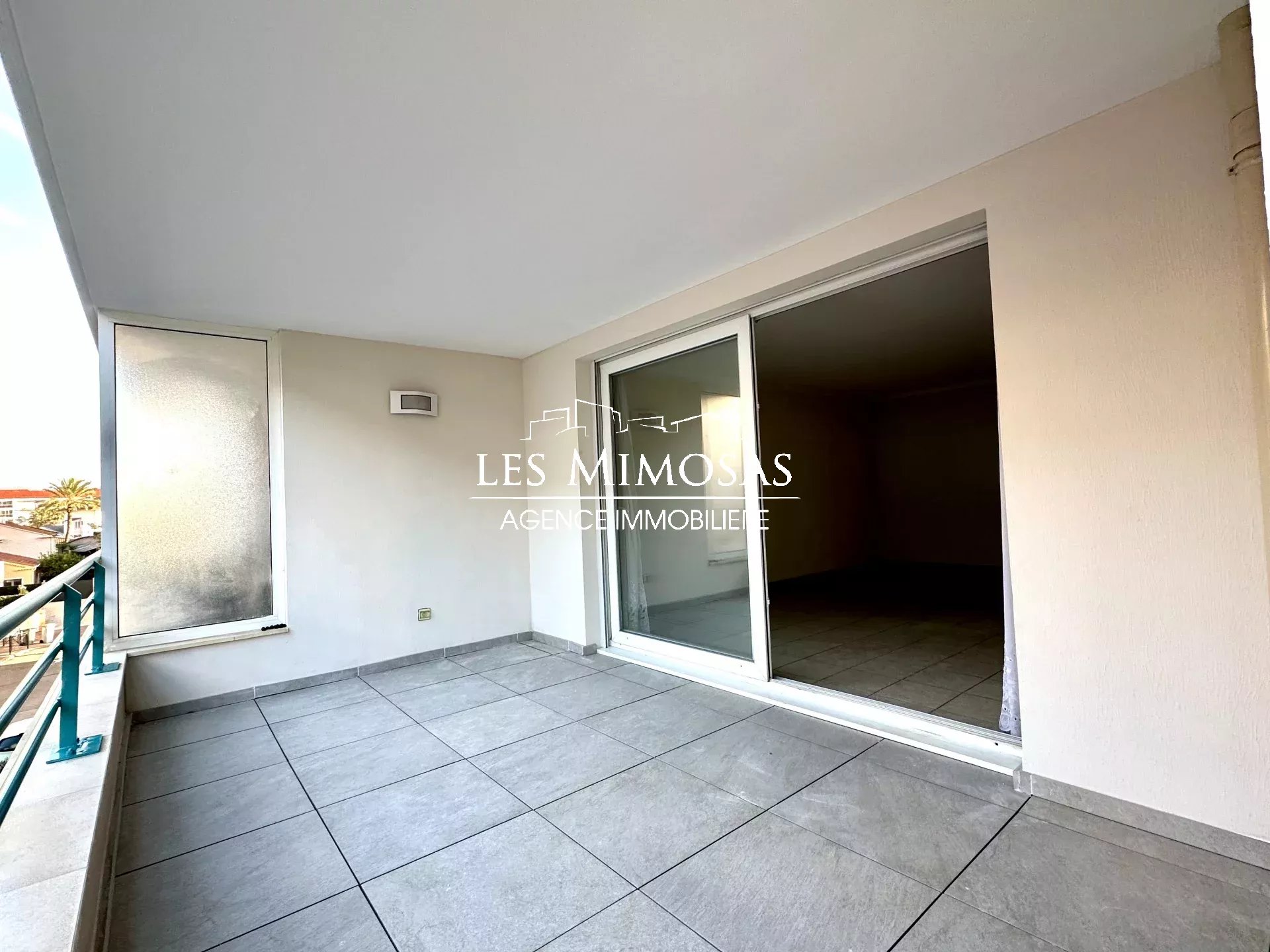 Vente Appartement de 72.92m²  à Saint-Raphaël