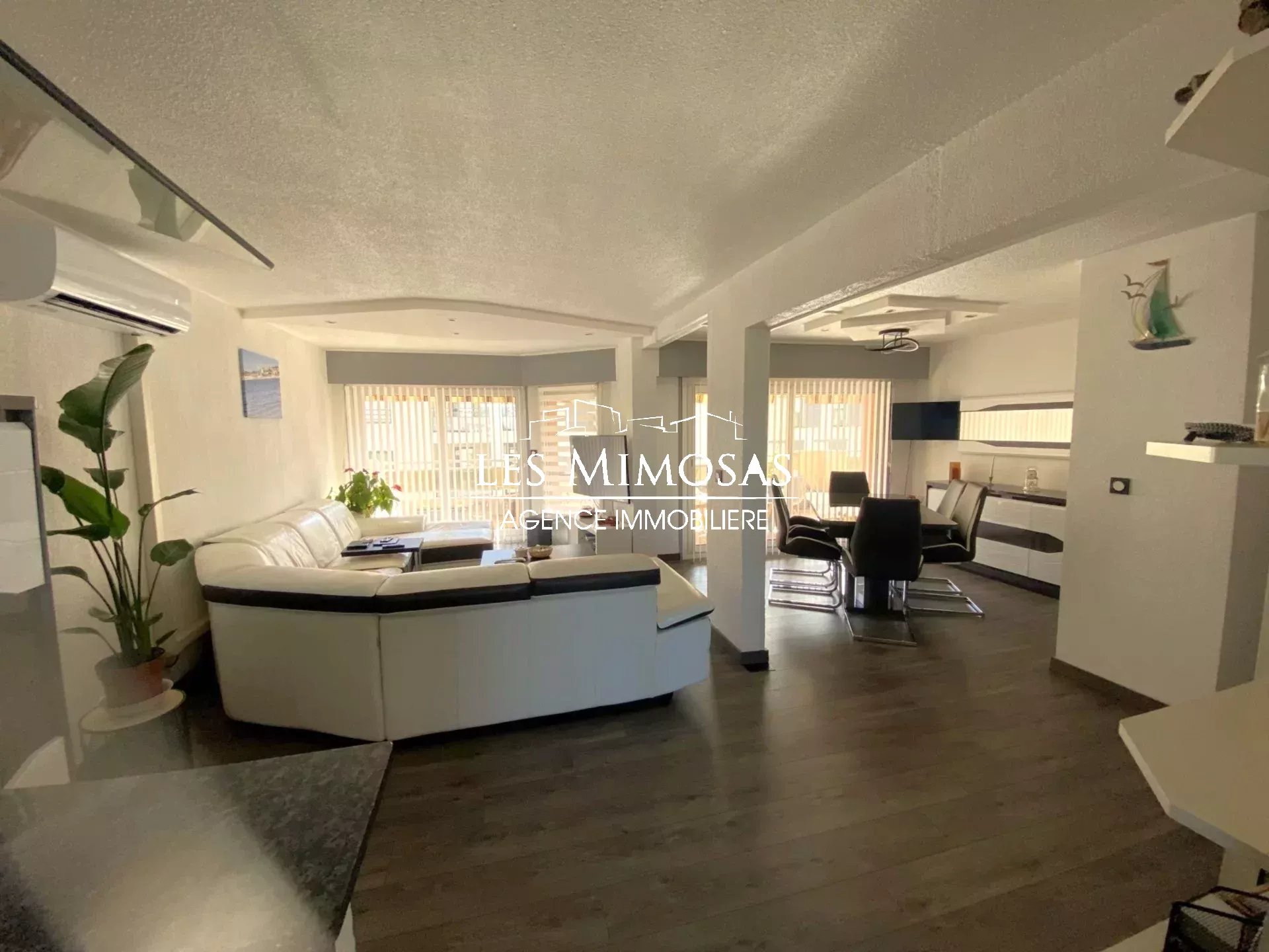 Vente Appartement de 79.43m²  à Saint-Raphaël