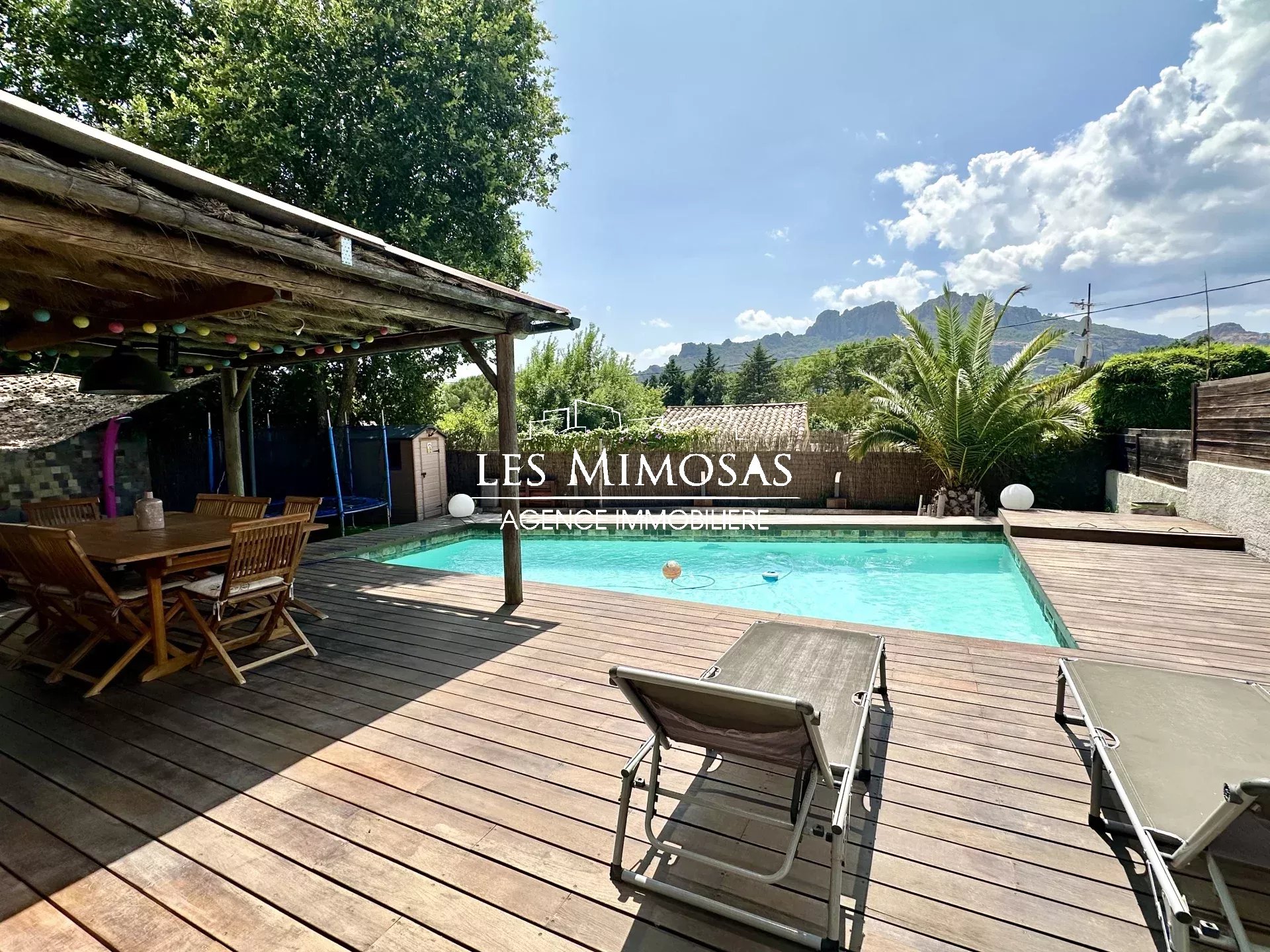 ROQUEBRUNE S/A, VILLA 4P avec piscine