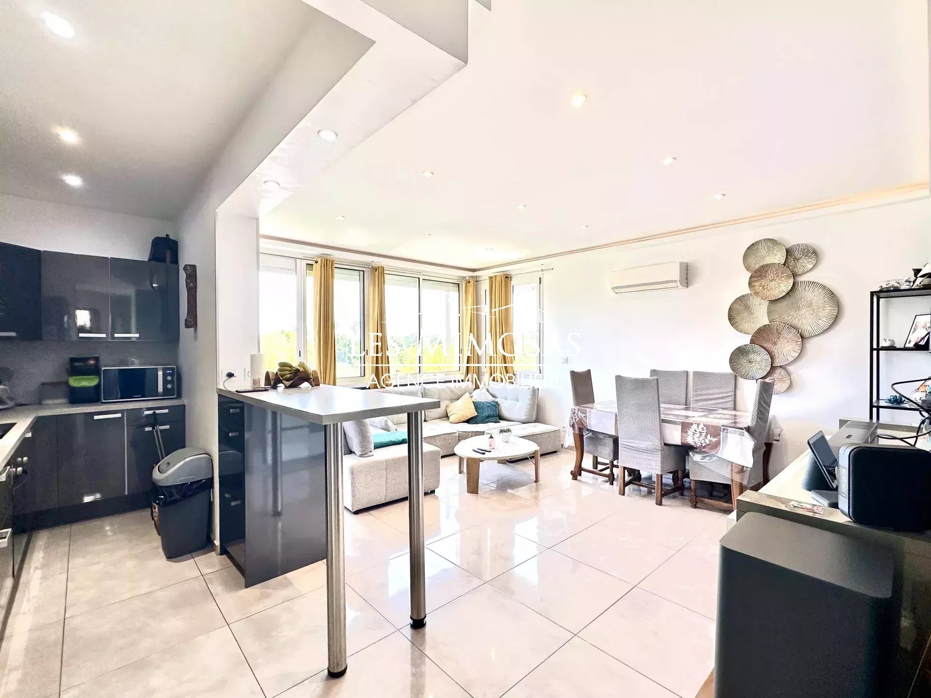 Vente Appartement de 70.42m²  à Fréjus