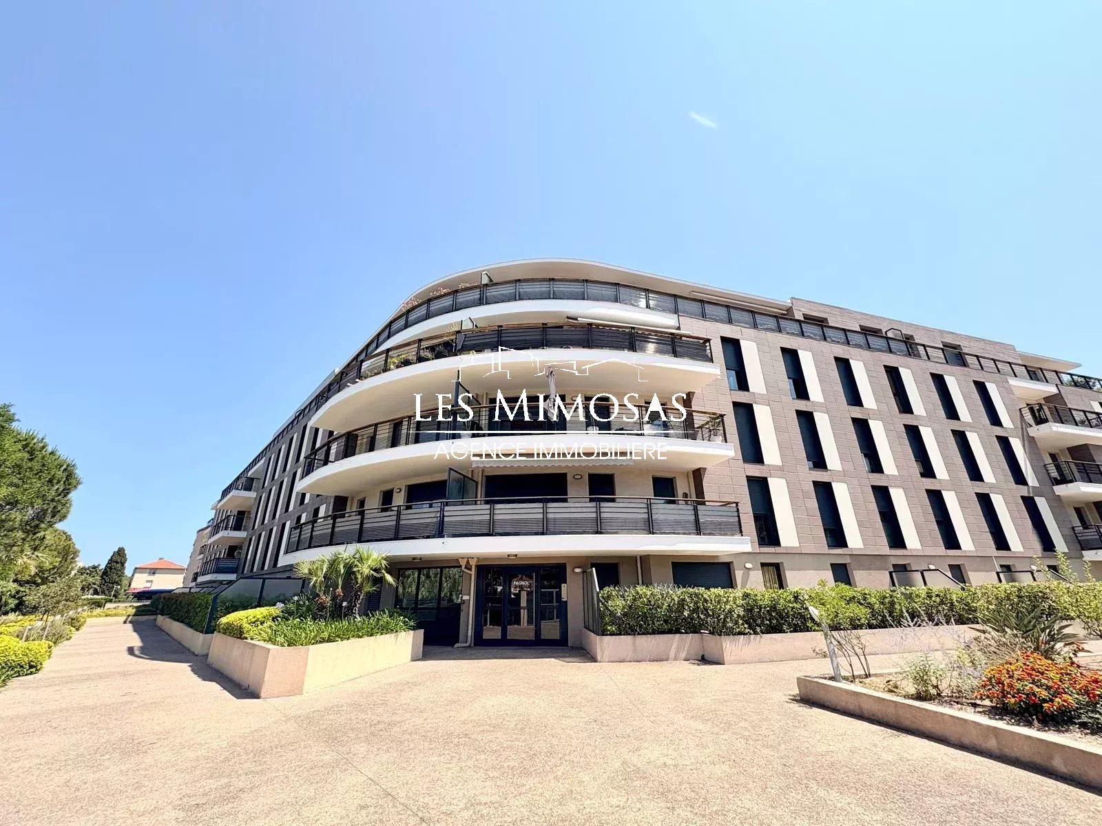 Vente Appartement de 49.2m²  à Fréjus