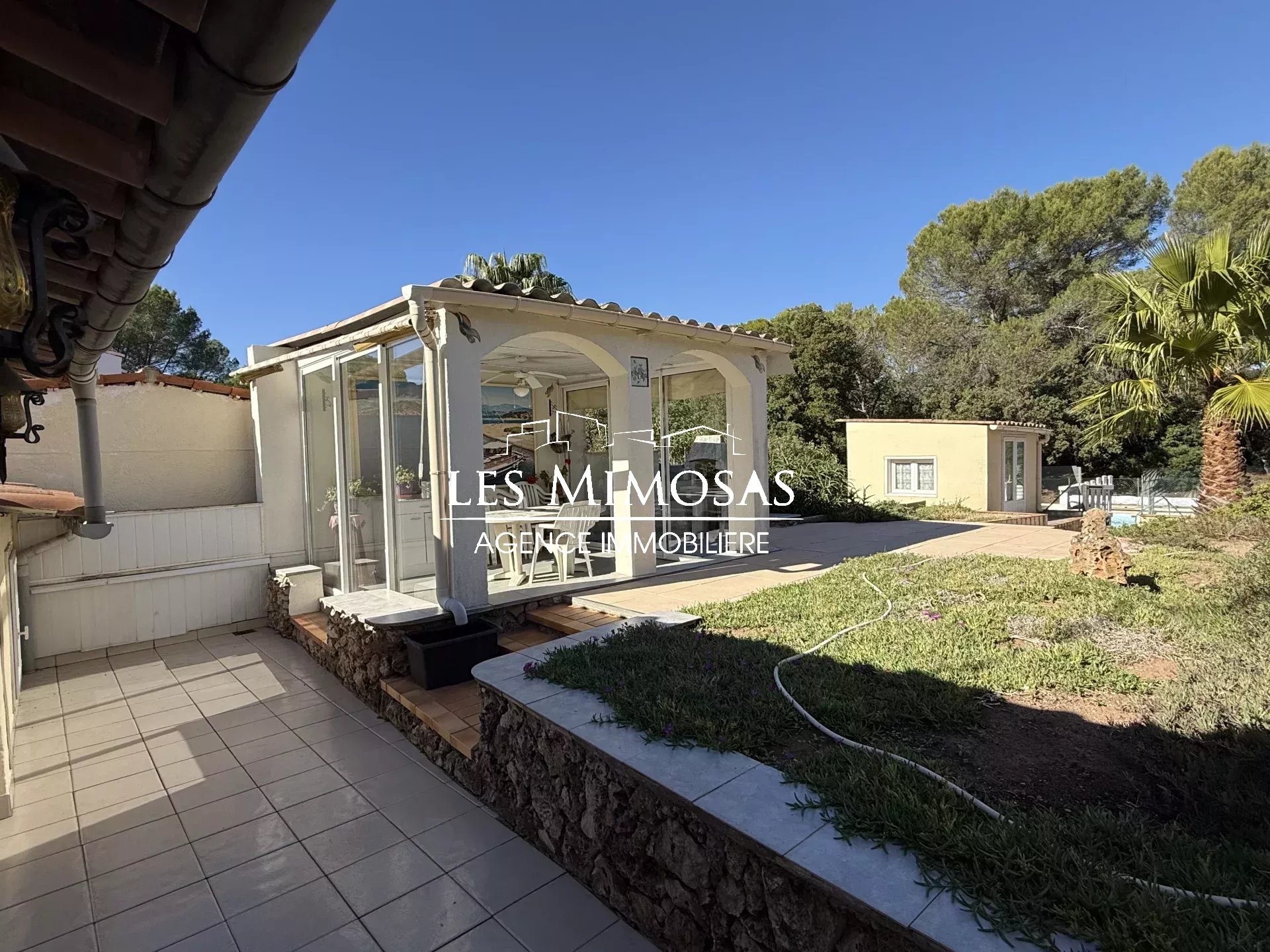 Vente Maison de 48.31m²  à Roquebrune-sur-Argens