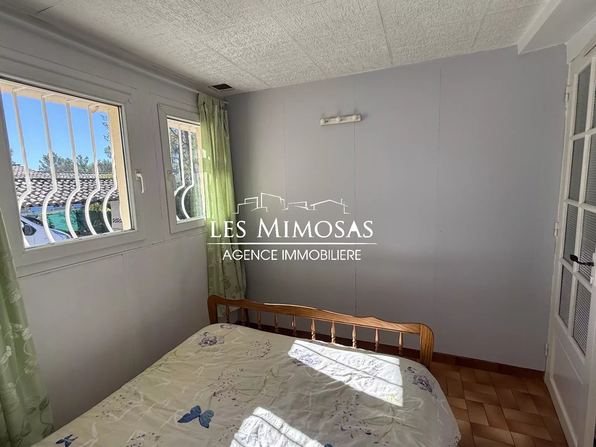 Vente Maison de 48.31m²  à Roquebrune-sur-Argens