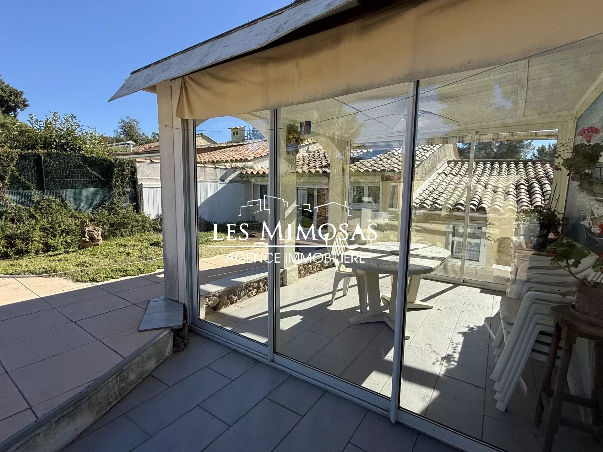 Vente Maison de 48.31m²  à Roquebrune-sur-Argens