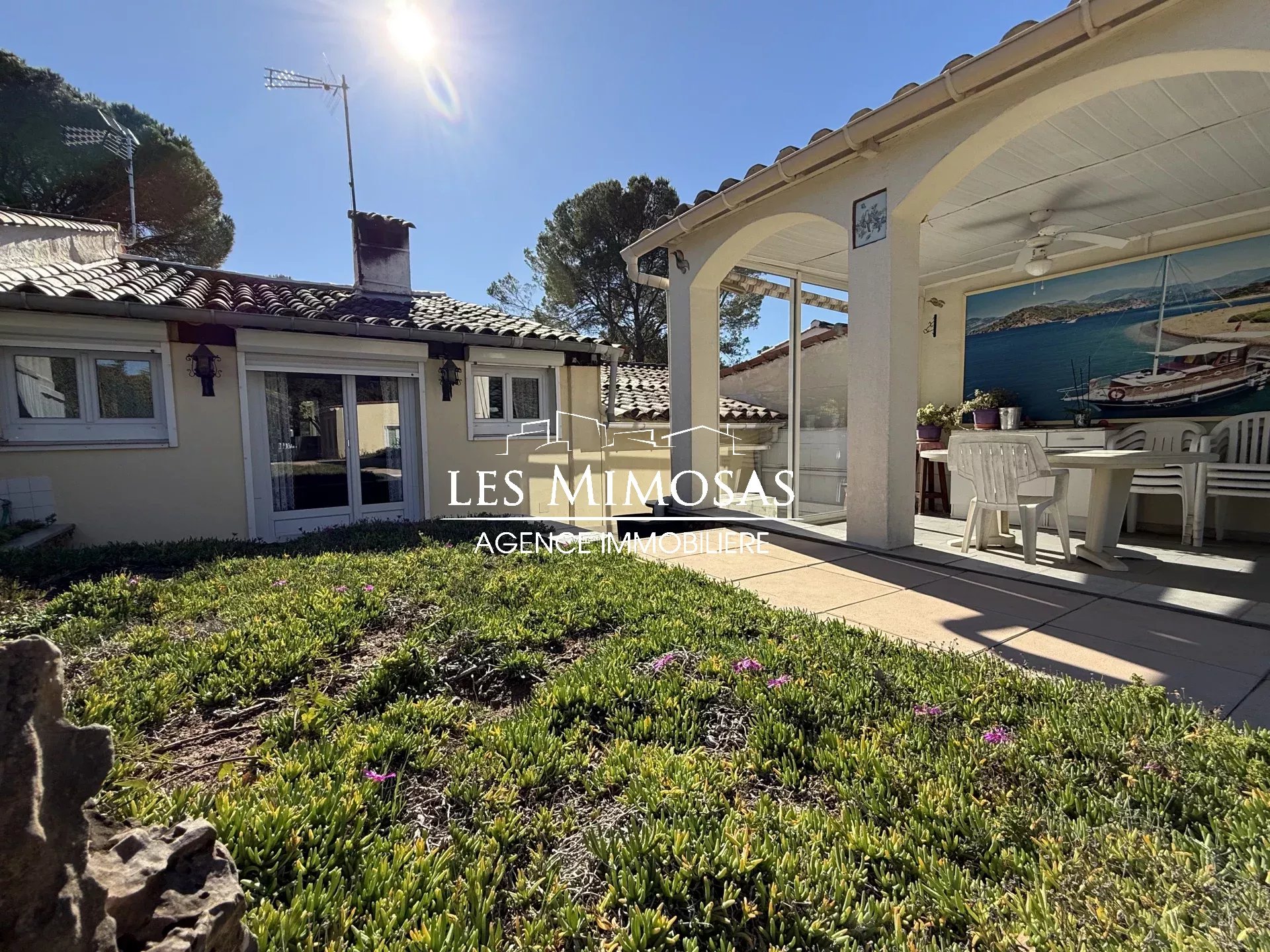Vente Maison de 48.31m²  à Roquebrune-sur-Argens
