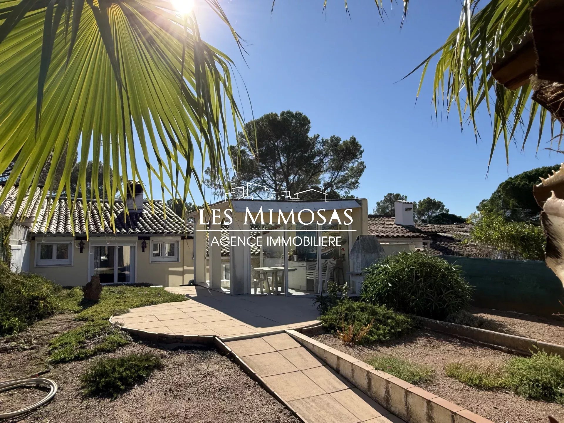 Vente Maison de 48.31m²  à Roquebrune-sur-Argens