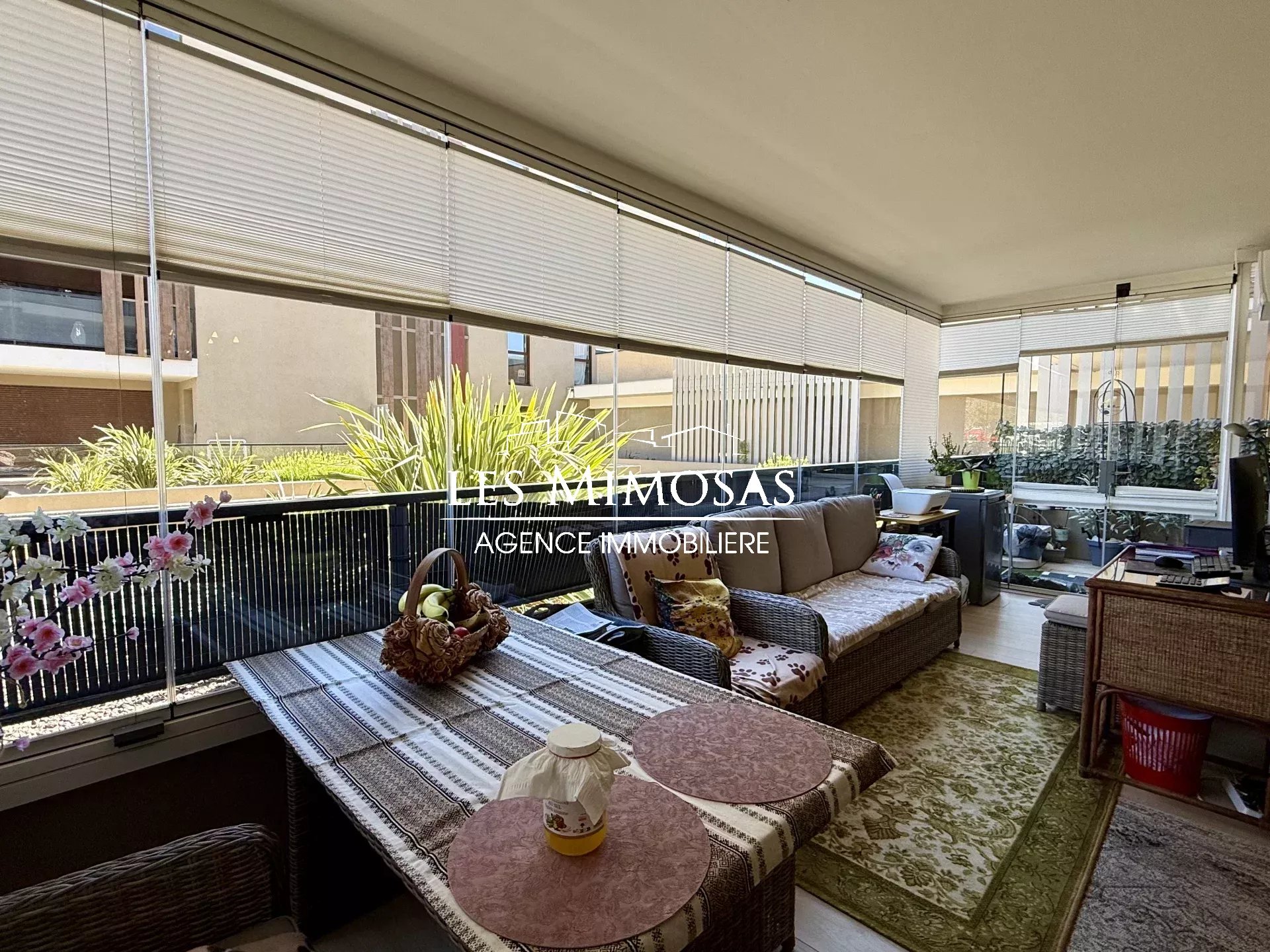 FREJUS – APPARTEMENT 3/4 pièces avec GARAGE